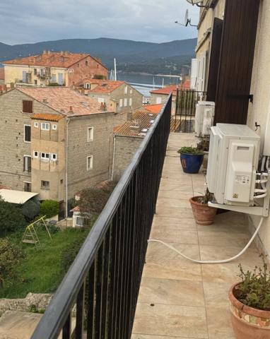 Vente Appartement 3 pièces 76 m2 à Propriano