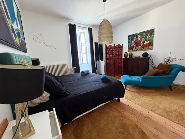 LUCON (85)- COEUR DE VILLE - DEMEURE BOURGEOISE XIX D'EXCEPTION 5 CHAMBRES AVEC PISCINE SUR PARC 1440M²