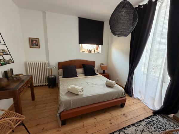 LUCON (85)- COEUR DE VILLE - DEMEURE BOURGEOISE XIX D'EXCEPTION 5 CHAMBRES AVEC PISCINE SUR PARC 1440M²