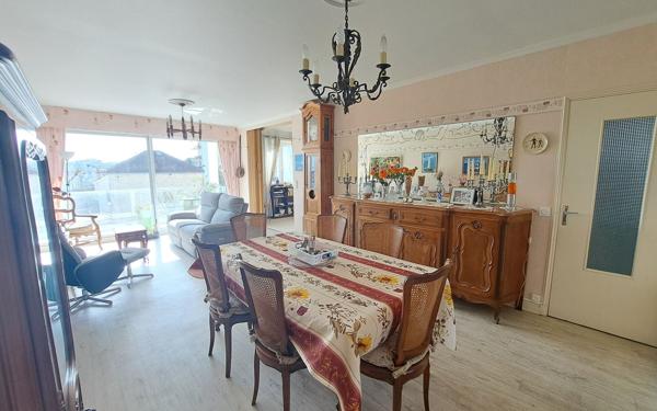 Appartement à vendre    5 pièces • 107,24 m2 Royan