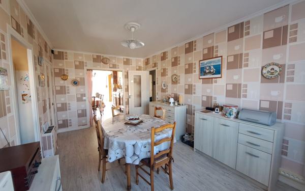 Appartement à vendre    5 pièces • 107,24 m2 Royan