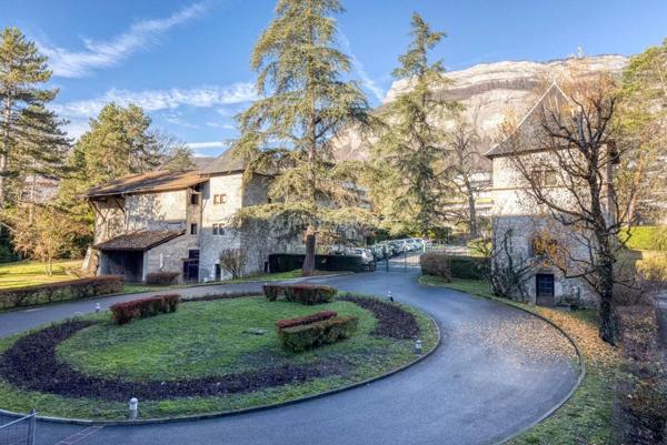 Vente Appartement 6 pièces 213 m2 à Meylan