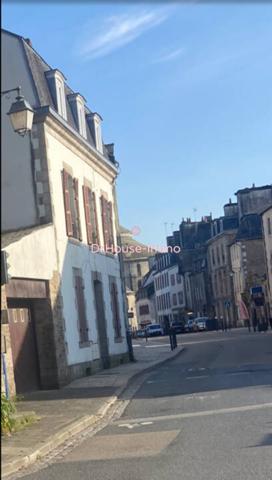 Immeuble à vendre 12 pièces de 198 m²