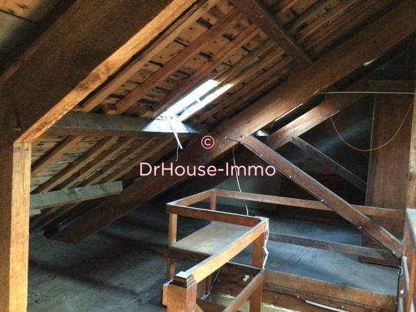 Immeuble à vendre 12 pièces de 198 m²