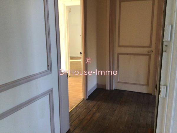 Immeuble à vendre 12 pièces de 198 m²
