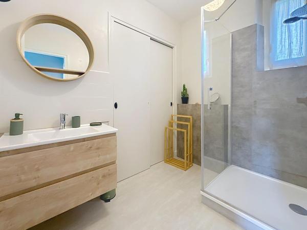 Maison de  plain-pied secteur Luzech