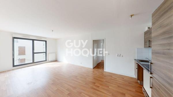 Appartement à vendre - 3 pièces de 73.2 m² avec balcon