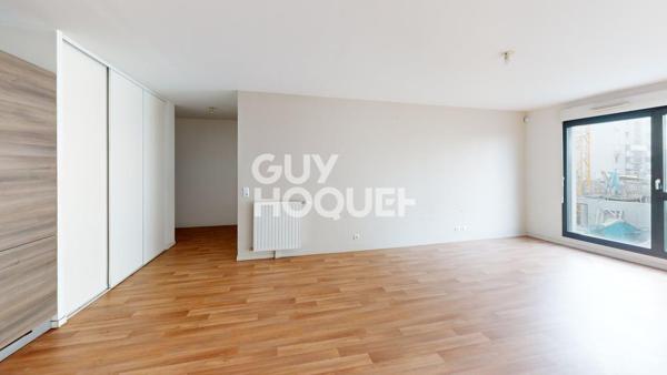 Appartement à vendre - 3 pièces de 73.2 m² avec balcon