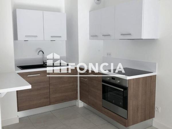 Location Appartement 2 pièces 48.08 m² - 14 RUE DES ARRAULTS Eybens 38320