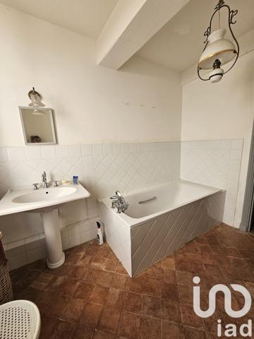 House for sale 5 rooms 138 m² Latour-de-France