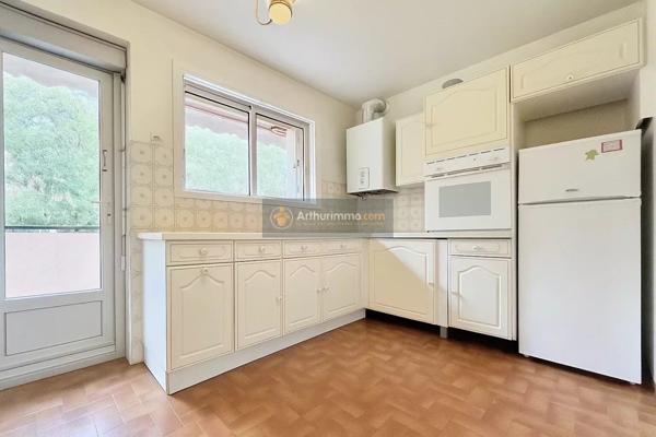 Vente Appartement 3 pièces 61 m2 à Saint-Aygulf