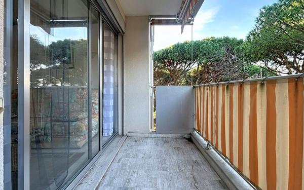 Appartement à vendre    2 pièces • 34 m2 Fréjus