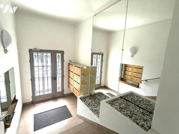 APPARTEMENT 2 PIECES - 1 CHAMBRE - STATIONNEMENT - CAVE - NANTES QUAI DE VERSAILLES 