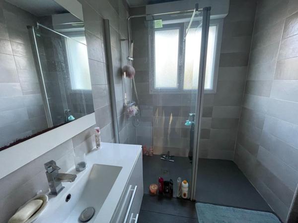 Maison traditionnelle, entièrement rénovée, 172 M2