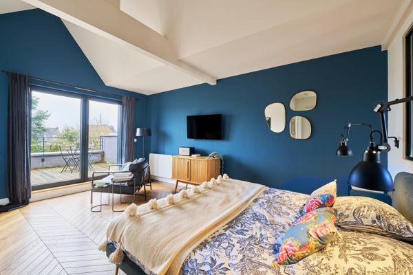 MAISON CONTEMPORAINE 2021 – PISCINE – PATIO – 185 m² – QUARTIER RECHERCHÉ RENNES