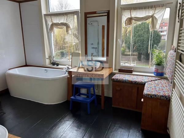 Vente maison 8 pièces de 295 m²