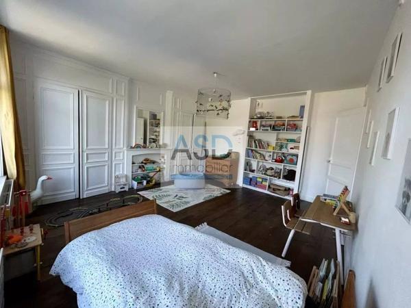 Vente maison 8 pièces de 295 m²