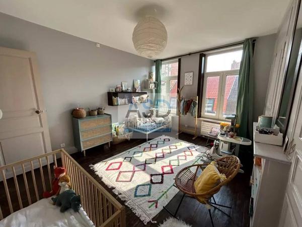Vente maison 8 pièces de 295 m²