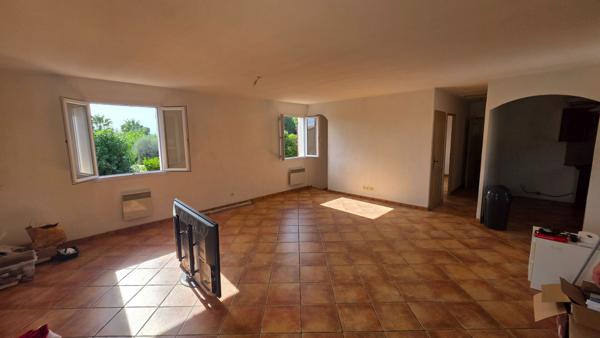 Maison avec 3 chambres et jardin à COUDOUX (13111)
