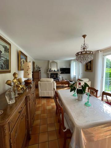 Maison à Pluneret, 56400 - 6 pièces 150m²