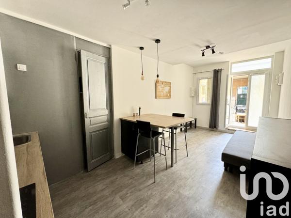 Appartement 2 pièces de 27 m² à Nîmes (30000)