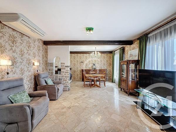 Maison à vendre  6 pièces - 205,34 m2 ARLES - 13