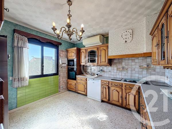 Maison à vendre  6 pièces - 205,34 m2 ARLES - 13