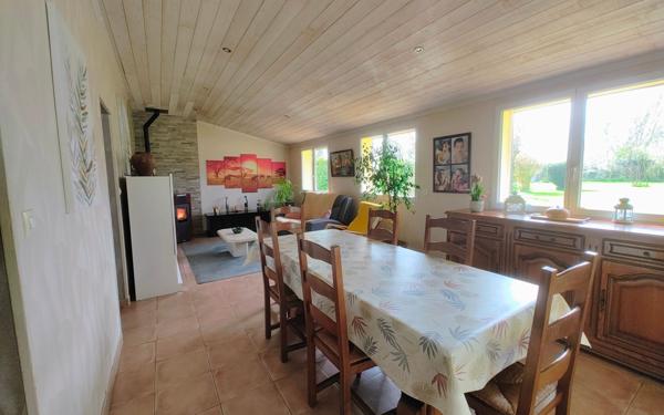 Maison à vendre    3 pièces • 72 m2 Vaux-Andigny