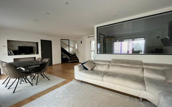 Appartement à vendre    4 pièces • 93 m2 Arcueil