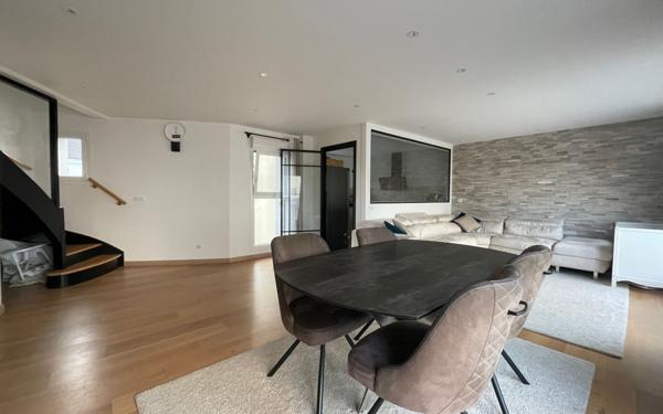 Appartement à vendre    4 pièces • 93 m2 Arcueil