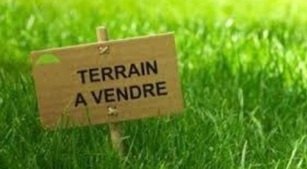 rare terrain constructible au porte de chalon avec vue dégagée plein sud sud ouest