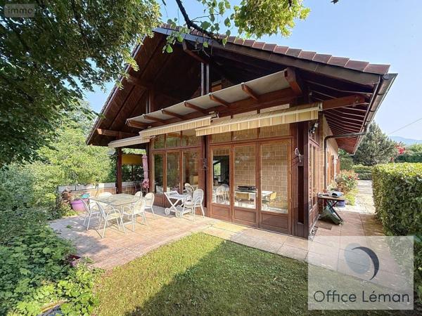 Maison à vendre à Divonne-les-Bains dans l'Ain (01220), ref : 01047-661