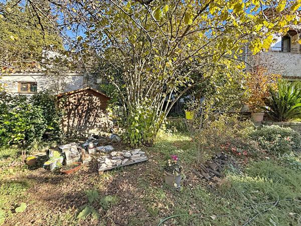 En Exclusivité- Rez-de-villa Magagnosc 4 pièce(s) 119 m2, 2 chambres + possible d'en faire une troisième, 580 m2 de jardin privatif, calme absolu, proche des commodités