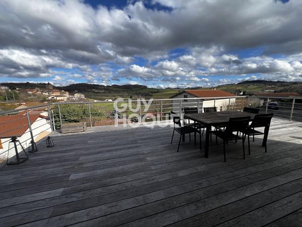 Maison familiale avec vue dégagée à Longessaigne