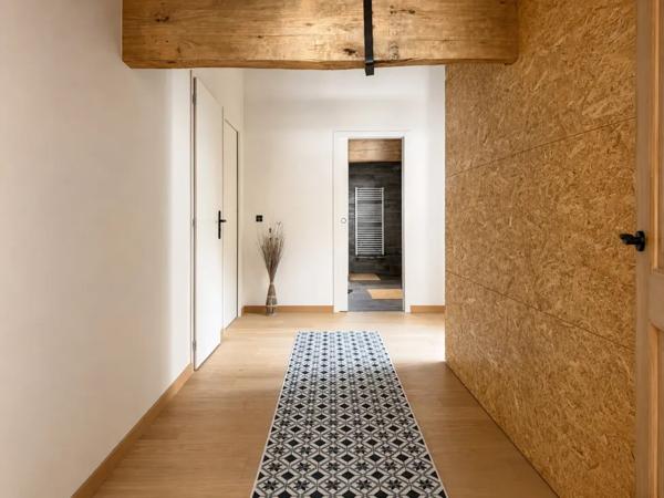 Superbe grange rénovée Beaux volumes et logement indépenda