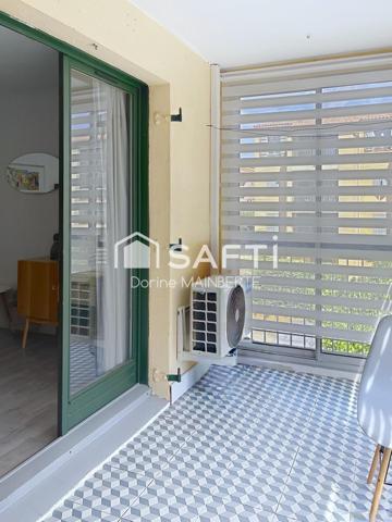 T2 avec loggia fermée, plage et port à pied