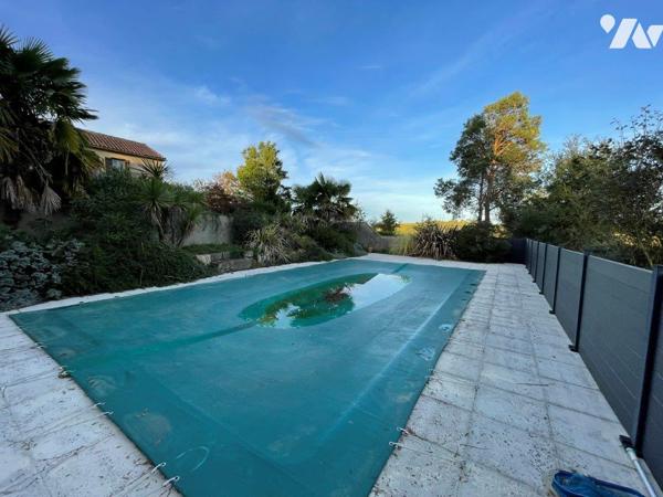 MARCIAC (à 10min) Au calme d'un petit village, belle Gasconne sans voisinage proche sur 1888m².