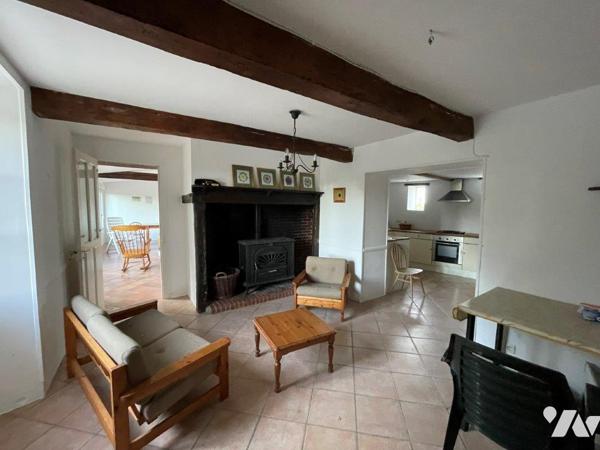 MARCIAC (à 10min) Au calme d'un petit village, belle Gasconne sans voisinage proche sur 1888m².