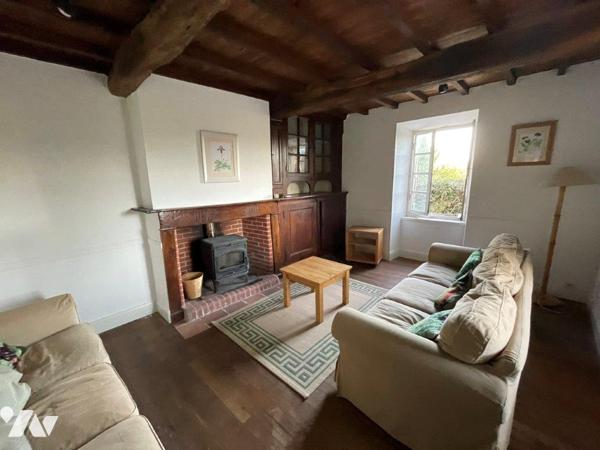 MARCIAC (à 10min) Au calme d'un petit village, belle Gasconne sans voisinage proche sur 1888m².