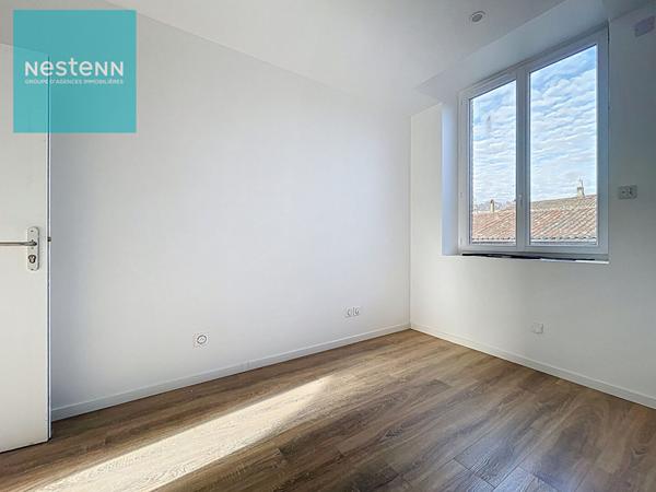Appartement T1 bis à vendre 29m² avec parking, centre Villefranche De Lauragais