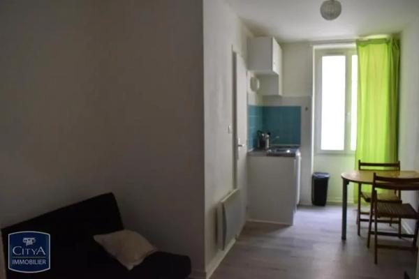Appartement à louer 1 pièce 13.6m² Brive-la-Gaillarde (19100)