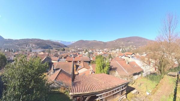 Maison 120 m² Sur trois niveau avec jardin