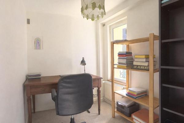 Maison 120 m² Sur trois niveau avec jardin