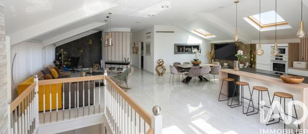 Maison à vendre 7 pièces 232 m² Saint-Maur-des-Fossés