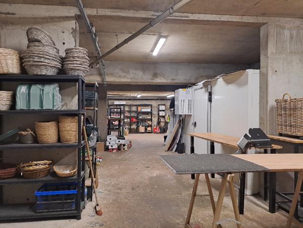 Fonds De Commerce - 246 m² Exclusivité