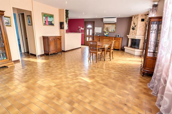 Maison Feyzin 4 pièce(s) 102 m2