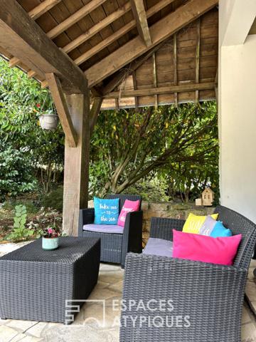 Maison d’architecte aux volumes généreux et jardin intimiste