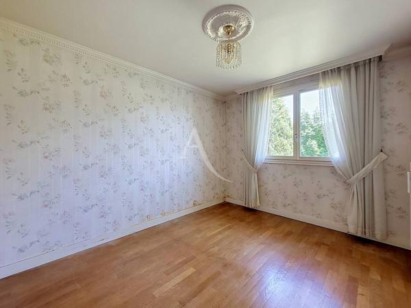 Maison Roissy En Brie 4 pièce(s) 99 m2