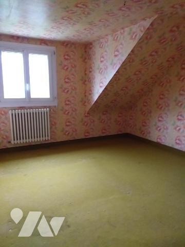 Proche du bourg grange à rénover