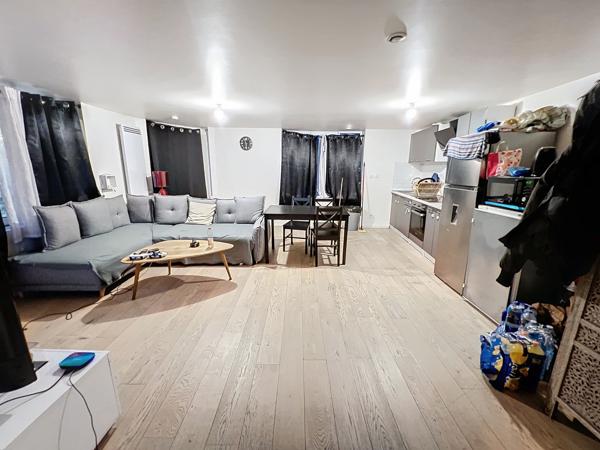 IMMEUBLE DE RAPPORT SITUE AU COEUR DU CENTRE VILLE D'HALLUIN.